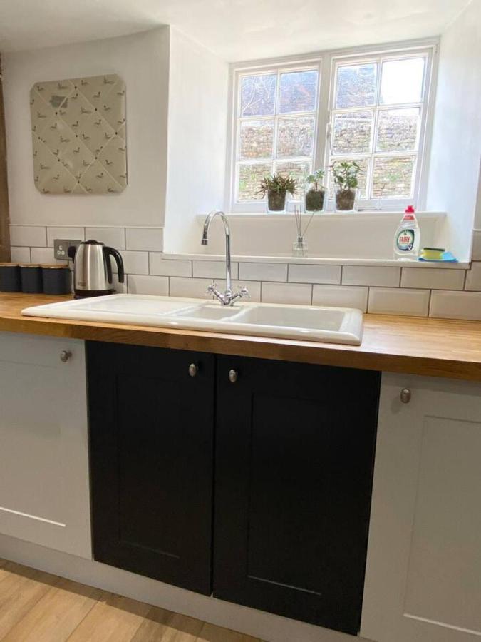 Cosy Two Bedrooom Cottage Set In A Dorset Village Sturminster Newton Luaran gambar