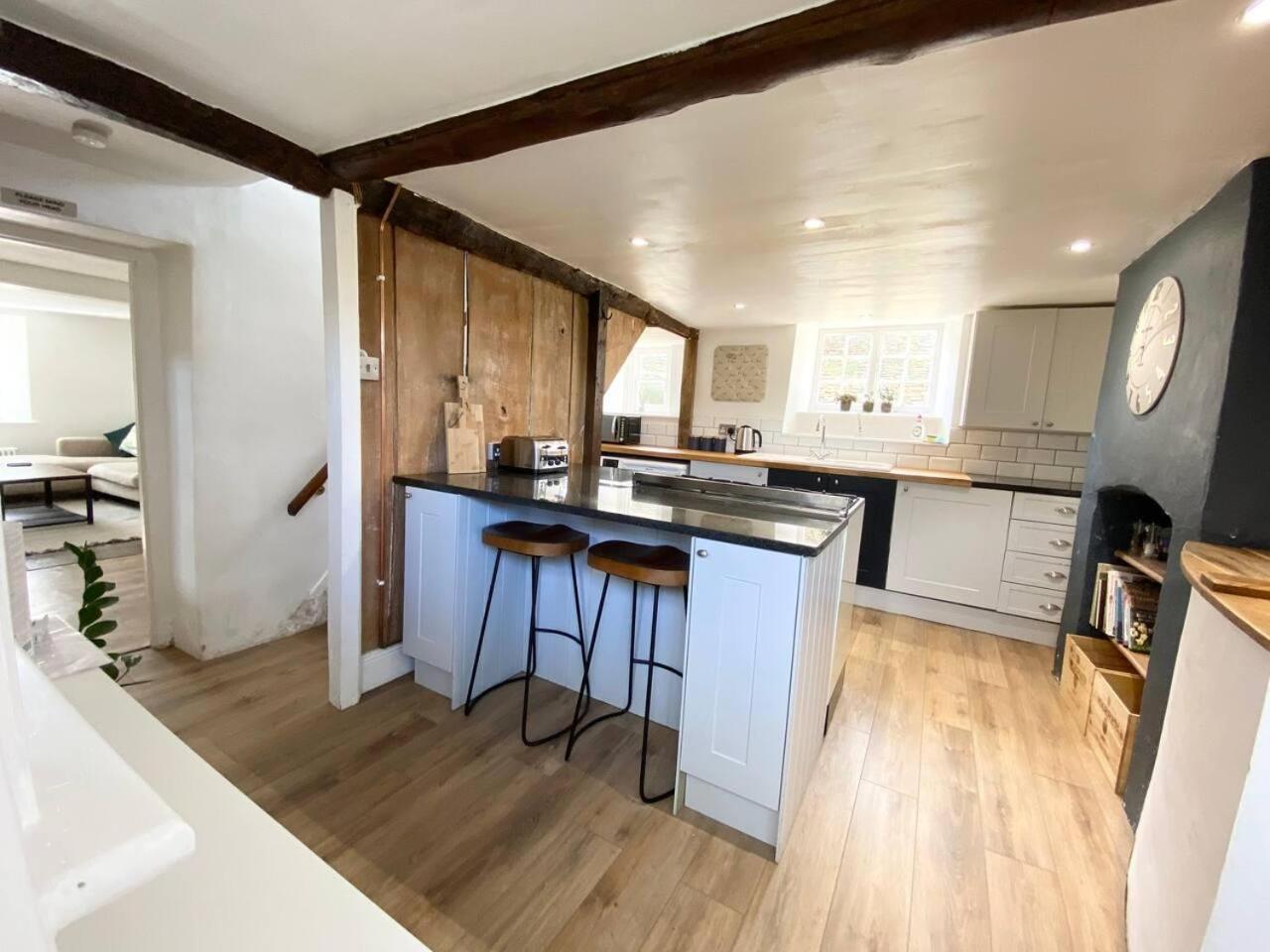 Cosy Two Bedrooom Cottage Set In A Dorset Village Sturminster Newton Luaran gambar